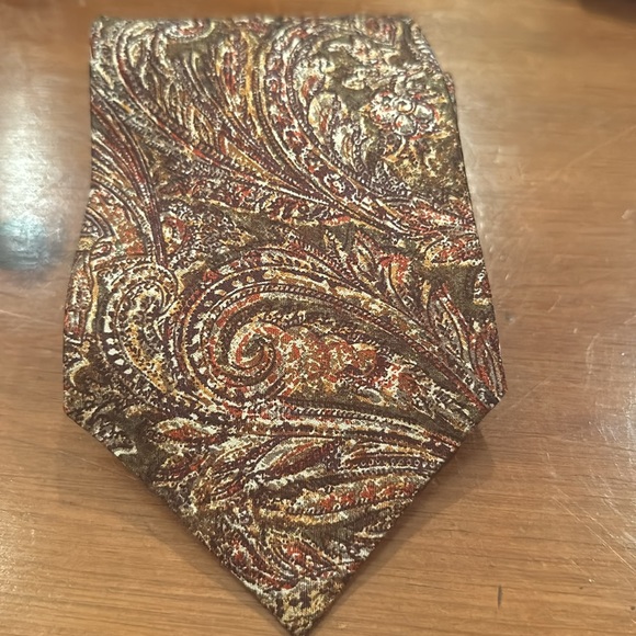 TWO (2) BURBERRYS OF LONDON 1005 SILK NECKTIEs FLORAL TAPESTRY and PAISLEY - Picture 6 of 9